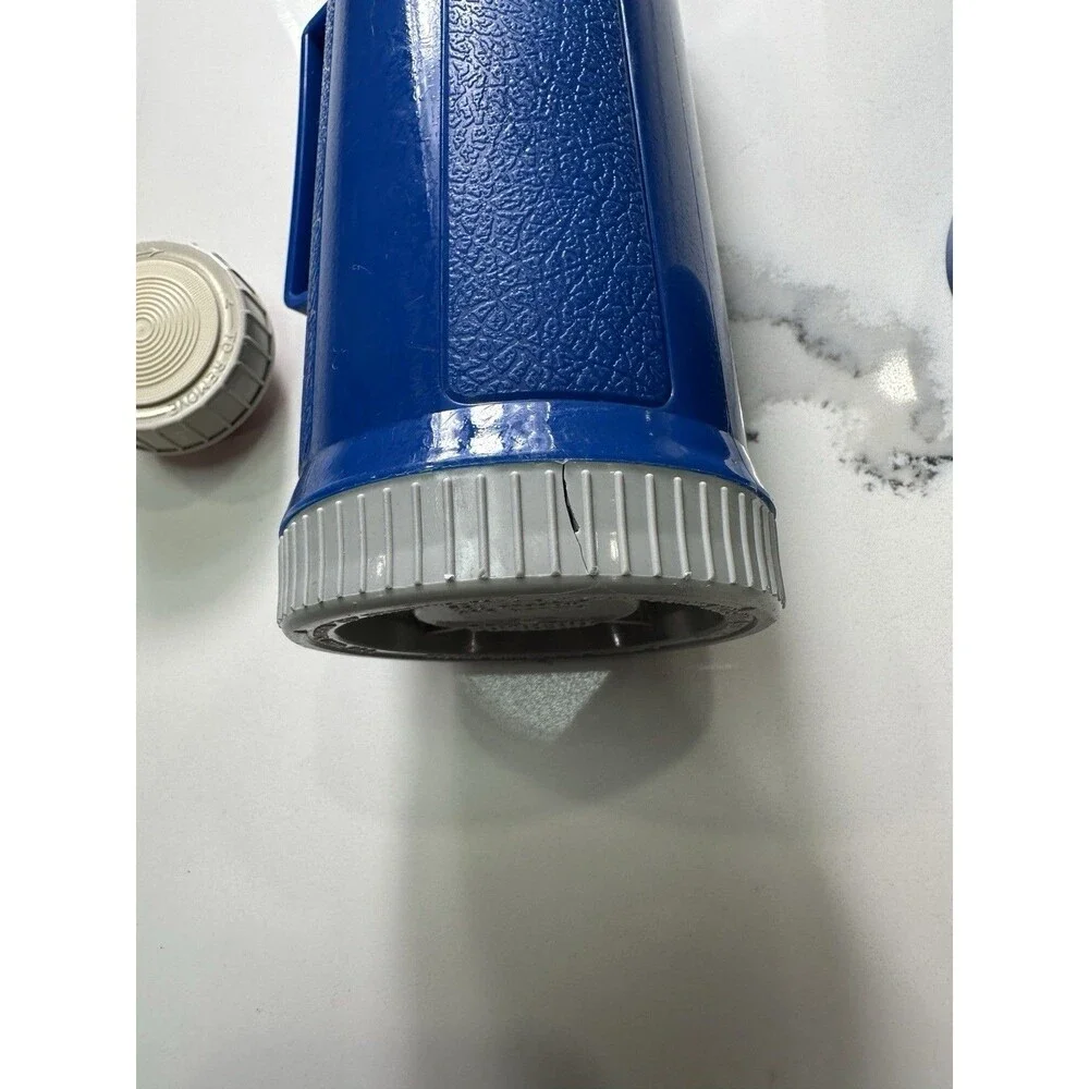 Thermos Brand Blue Plastic Bottle 1 Liter 100F Americas Original Vintage